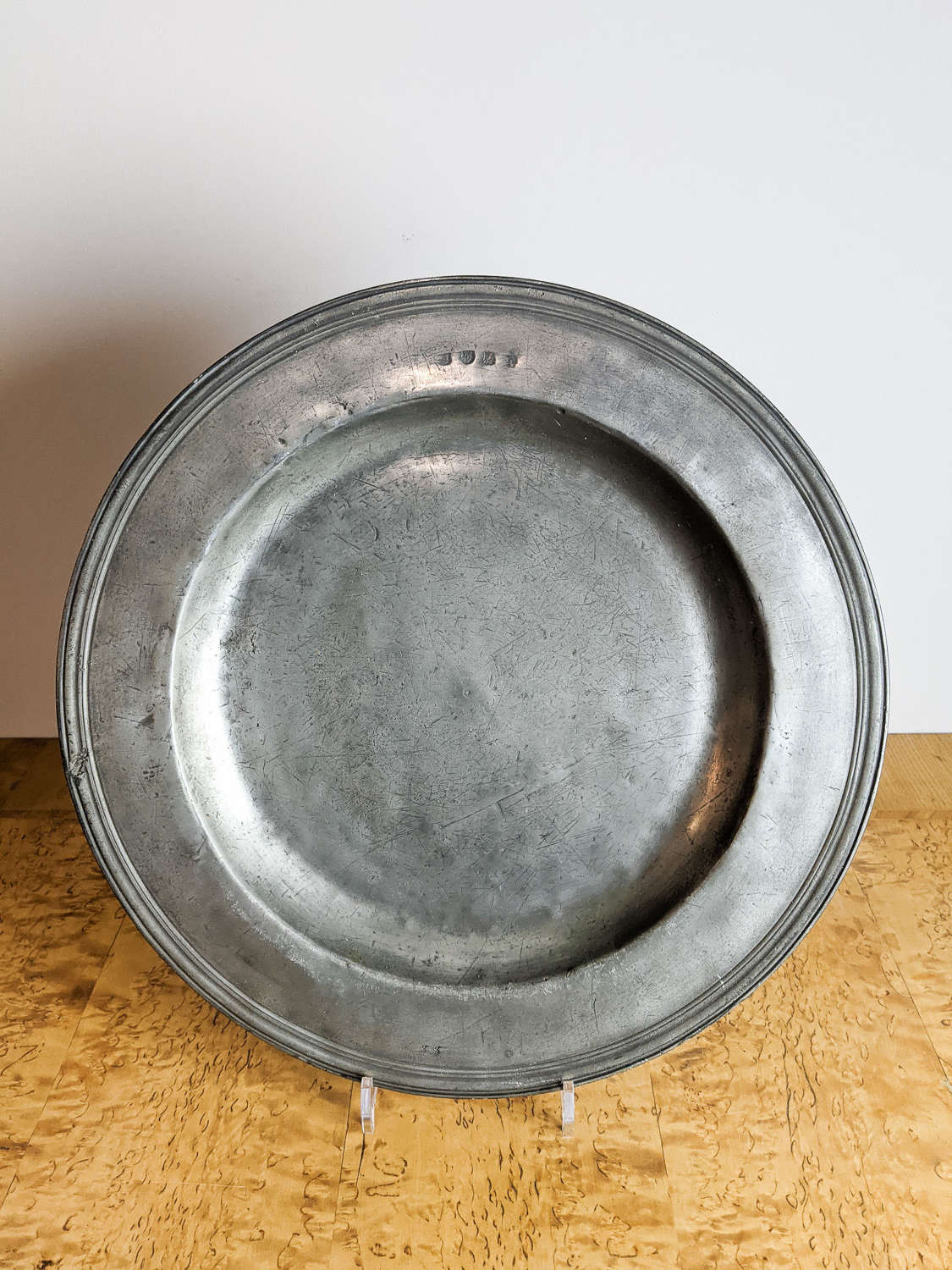C1800 A Large Pewter Charger