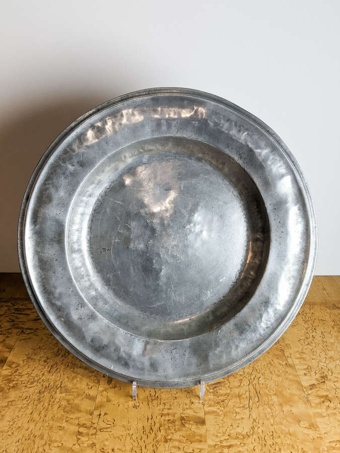 C1800 A Large Pewter Charger