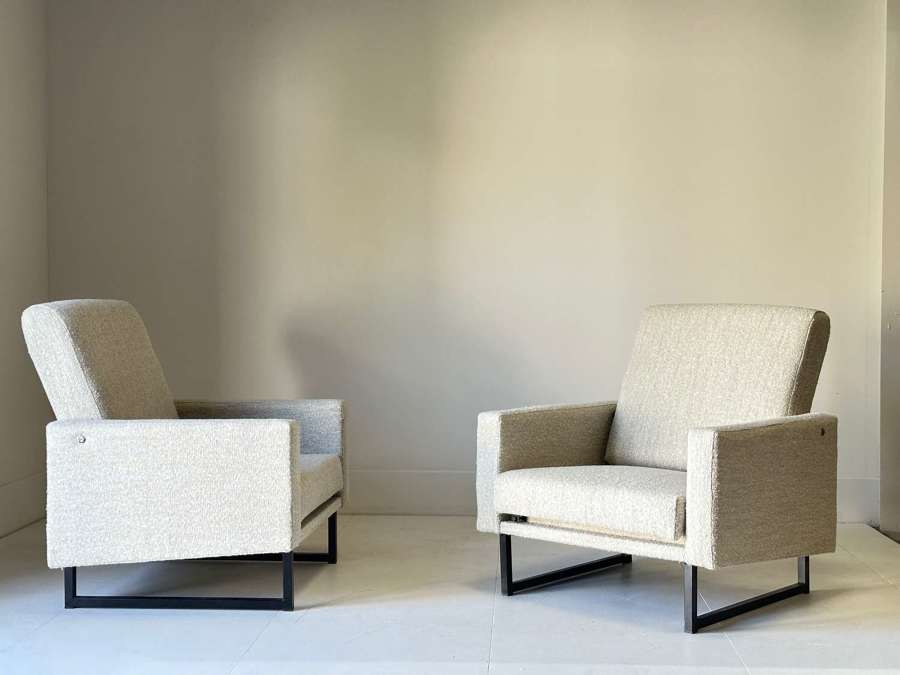 C1950 A Pair of French Recliner Armchairs by Steiner