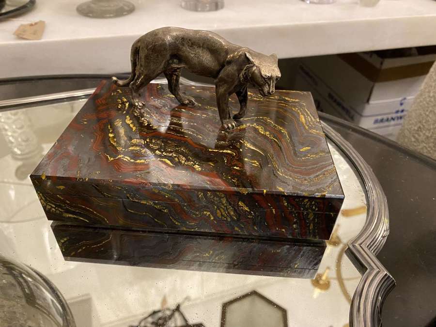C1986 A Marble & Onyx Box Mounted with Bronze Tiger
