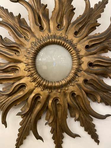 C1930 A Large Spanish Gilt Wood Sunburst