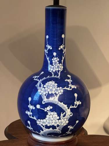 C1950 A French Blue & White Oriental Ceramic Lamp