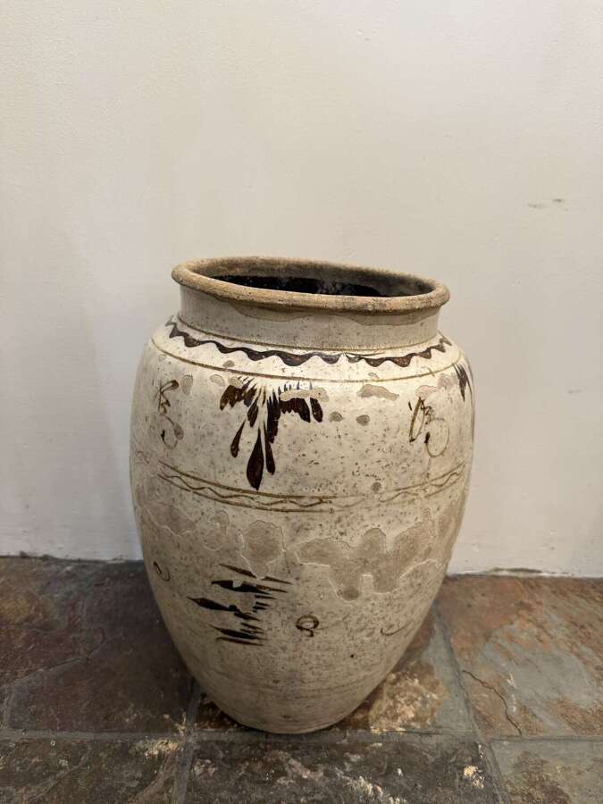 C1800 A Chinese Storage Pot from Cizhou