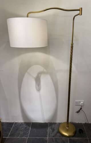 C1950 An Italian Telescopic Extendable Brass Twisted Floor Lamp