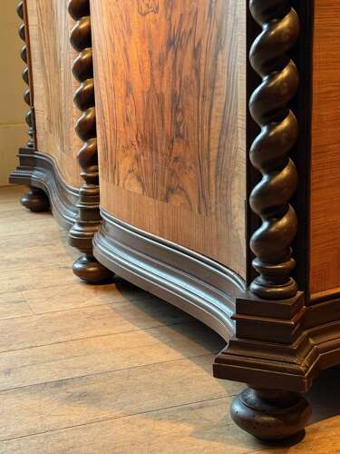 C1930 A Pair of Italian Figured Walnut Serpentine Fronts & Sugar Twist Columns