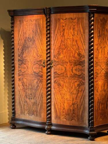 C1930 A Pair of Italian Figured Walnut Serpentine Fronts & Sugar Twist Columns