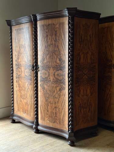 C1930 A Pair of Italian Figured Walnut Serpentine Fronts & Sugar Twist Columns