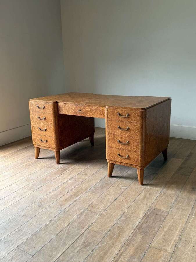 C1930 A Wonderful French Amboyna Deco Desk