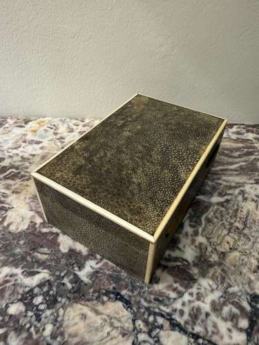 C1928 An English Art Deco Shagreen Box