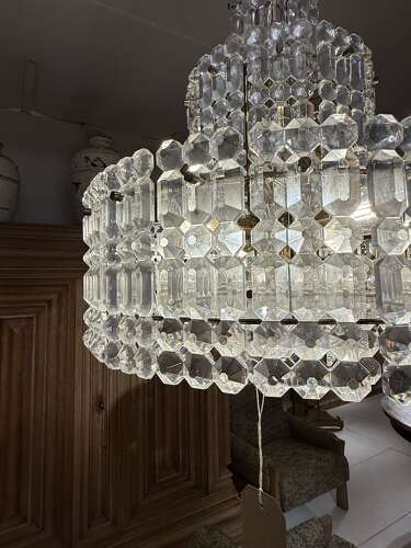 C1960 An Italian Crystal Panel Chandelier